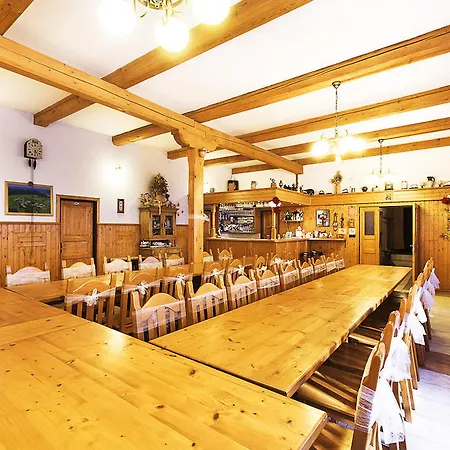 ゲストハウス U Dvou Capu Chocerady